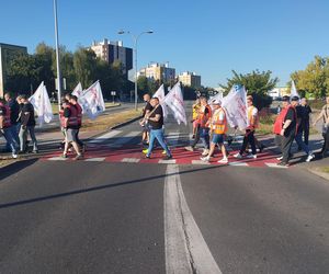 Protest górników w Jastrzębiu-Zdroju. Blokują kluczowe rondo i główne drogi