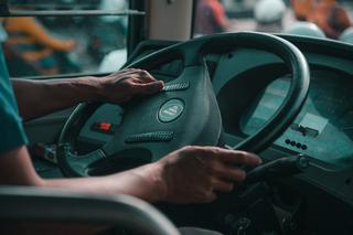 Kierowca autobusu zyska specjalną ochronę. Sejm przyjął nowelizację ustawy