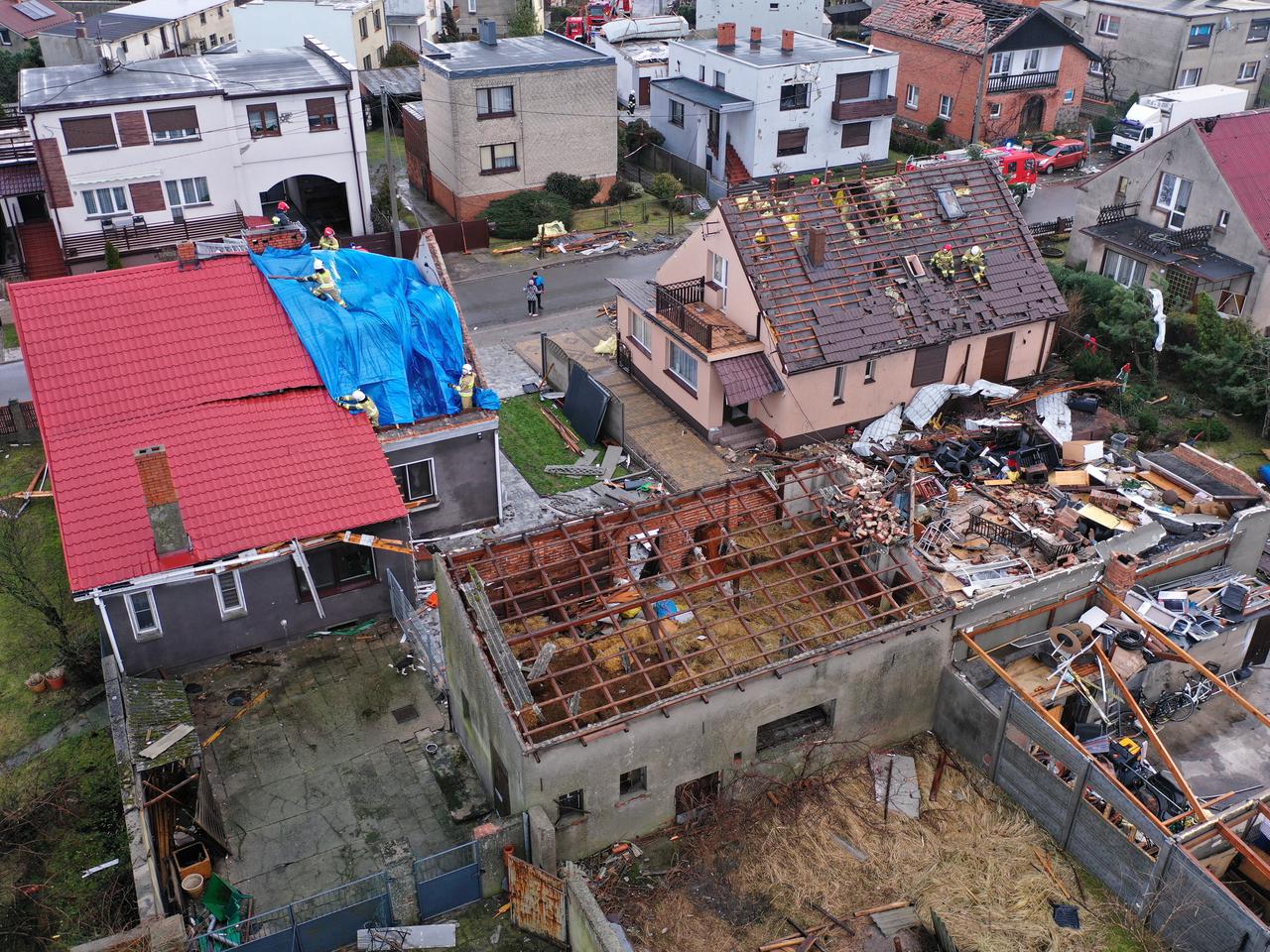 Potężne wichury w Polsce. Oszuści żerują na poszkodowanych! 