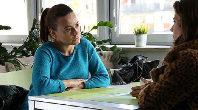 M jak miłość odcinek 1429, Magda (Anna Mucha), Anka (Weronika Rosati)