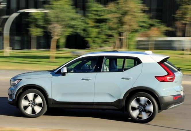 Volvo XC40 D4 Momentum