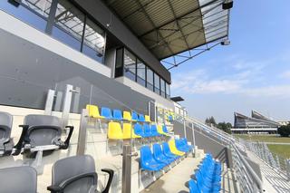 Podpisanie umowy na rozbudowę stadionu piłkarskiego w Mościcach