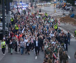 W sobotę przeszedł Marsz Pamięci. Uczestnicy upamiętnili ofiary zbrodni na Woli