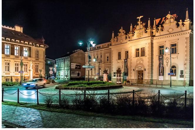 Rzeszów nocą: Te zdjęcia zachwycają