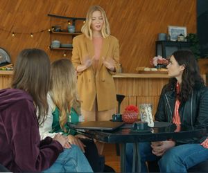 Barwy szczęścia, odcinek 3142. Madzia (Natalia Sierzputowska), Oliwka (Wiktoria Gąsiewska), Dominika (Karolina Chapko), Weronika (Maria Świłpa)