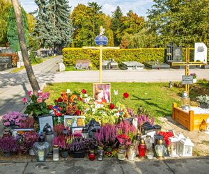 Grób Joanny Kołaczkowskiej na Cmentarzu Wojskowym na Powązkach