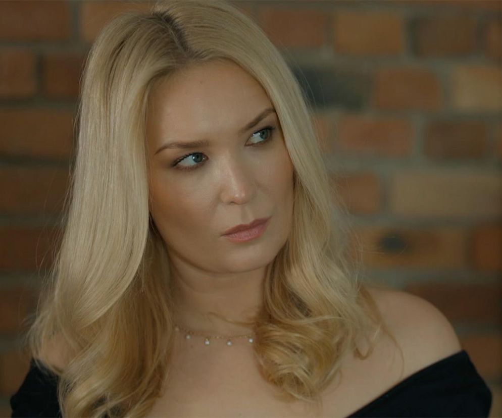 Barwy szczęścia, odcinek 3197: Karolina (Marta Dąbrowska) 