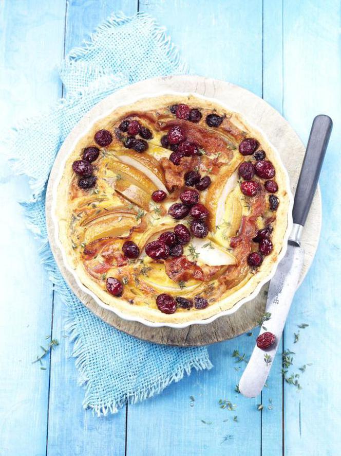 Tarta z gruszkami i żurawiną