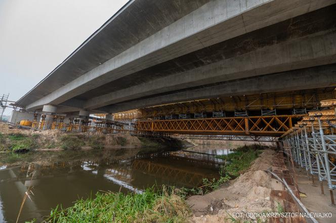 Budowa S7 na trasie Napierki - Płońsk. Zobacz postępy prac [GALERIA]