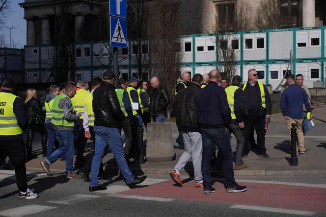 Strajk taksówkarzy w Warszawie (27.03)