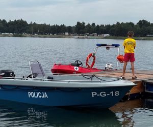 Patrole na akwenie w Radłowie
