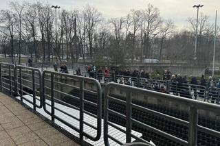 Fani czekają na koncert Depeche Mode