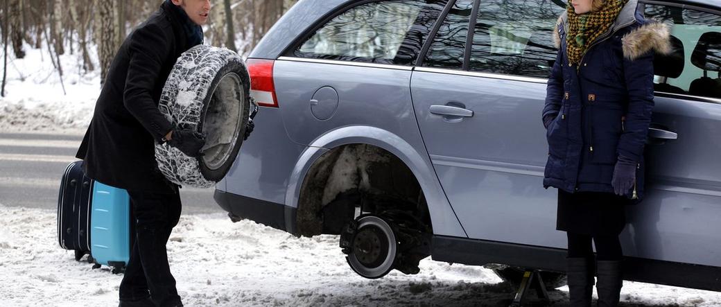 Marek Mostowiak (Kacper Kuszewski) M jak miłość - Opel Vectra Caravan