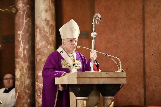 Abp. Marek Jędraszewski w Bazylice Jezuitów