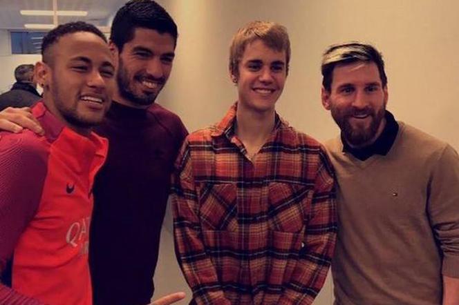 Justin Bieber z piłkarzami FC Barcelona
