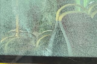 Ostrzelali autobus na Ursusie. Mogli trafić w pasażerkę