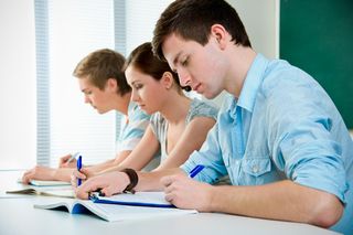 Korepetycje przed maturą to studnia bez dna. Portfele rodziców płaczą