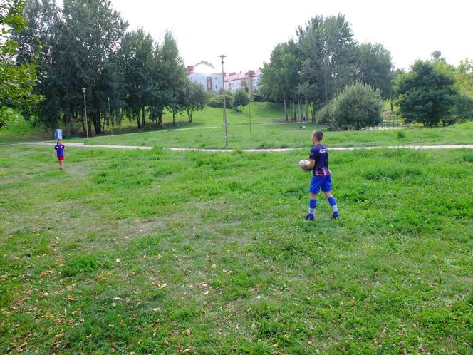 Akademia Rugby Lublin zachęca do gry w rugby. W mieście można znaleźć mnóstwo jajowatych piłek