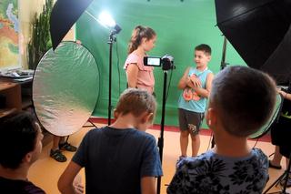 Projekt RE-ANIMACJA w Dąbrowie Górniczej. Dzieciaki tworzą film rysunkowy