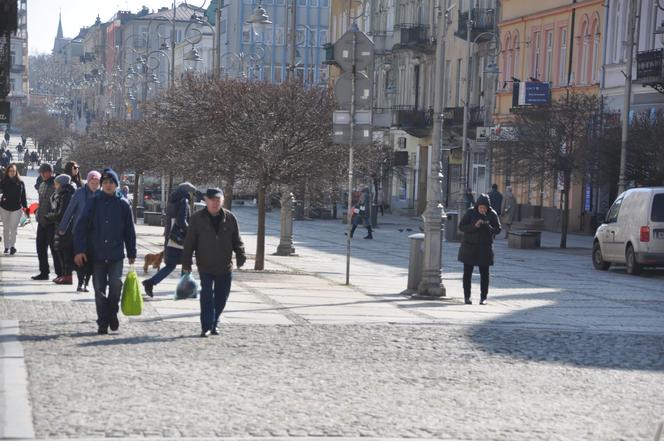 Słoneczne popołudnie 8 marca w Kielcach