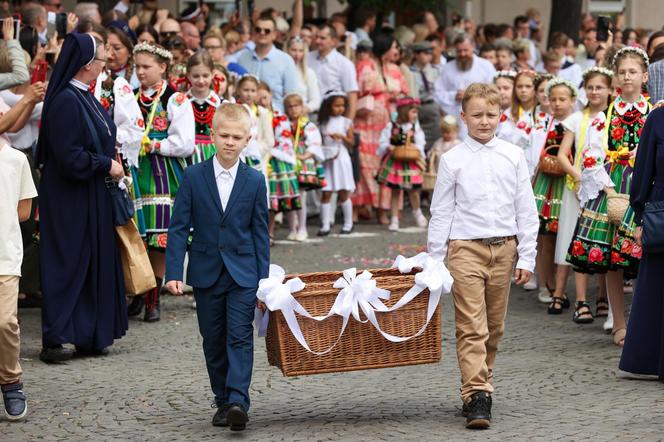 Łowicz. Procesja Bożego Ciała