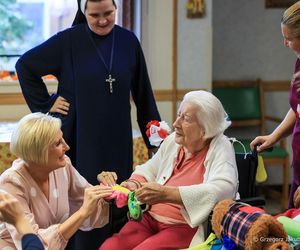 Pierwsza dama z polskimi dziećmi i seniorami w NY