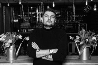 Nie żyje legendarny warszawski restaurator. Miał zaledwie 52 lata. Osierocił piątkę dzieci