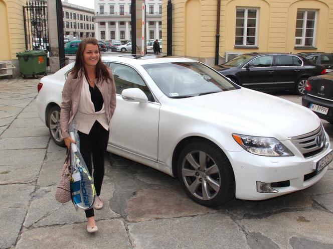 Agnieszka Radwańska i Lexus LS 600h
