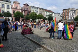 pikieta LGBT Leszno