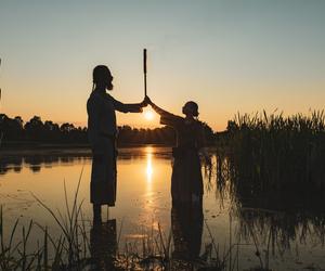 Tak wyglądają współcześni Słowianie. W Tychach zaplanowano wystawę fotografii Karola Gruszki