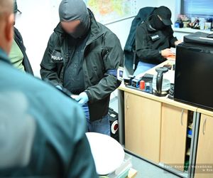 Afera korupcyjna na Podkarpaciu. Inspektor brał łapówki od ukraińskich kierowców