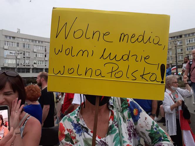 Lex TVN - Protest w Łodzi - ESKA.pl