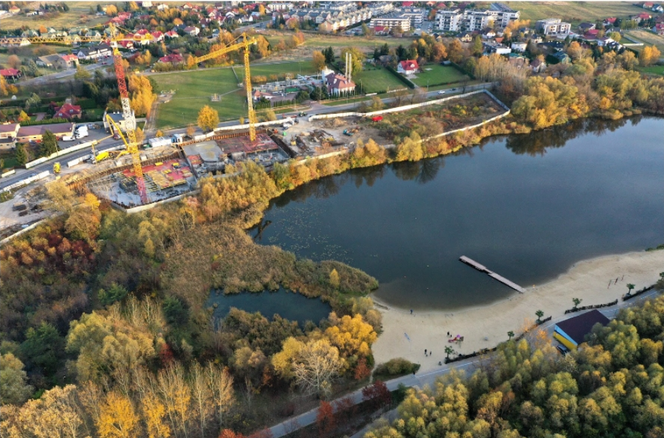 Rusza nowy budynek Panoramy Kwiatkowskiego. Tylko 79 mieszkań nad jeziorem w Rzeszowie