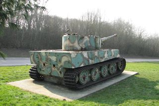 Czołg Tygrys I (Panzerkampfwagen VI Tiger Ausf. E) z Vimoutiers