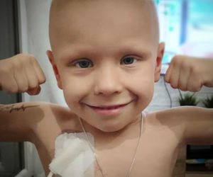 Cztery lata walki z guzem mózgu. Ostatnia szansa Kacperka to terapia w Niemczech