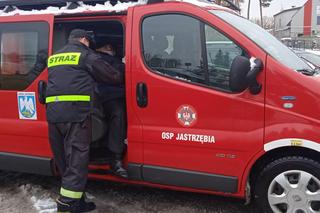 Ochotnicza straż pożarna dowozi na szczepienia