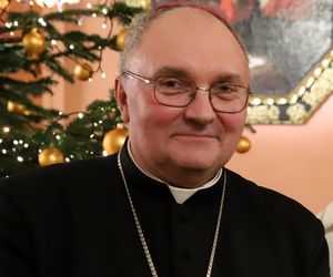 Biskup zaskoczył na mszy: Ja będę De Niro. Chciał wyciąć proboszcza