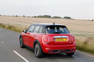 Mini Cooper 5D 2015