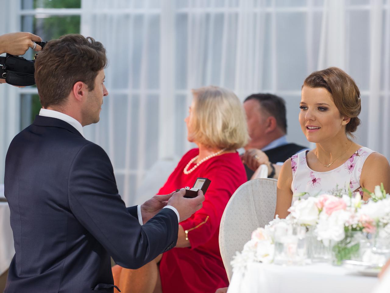 Na Wspólnej odc. 2347. Marta (Joanna Jabłczyńska), Olaf (Maciej Brzoska)