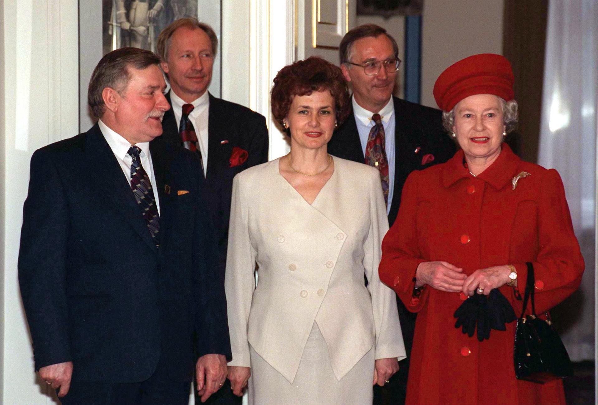 Lech Wałęsa visits Queen Elizabeth II.  Monarchini threw a party for him!  “Authentic majesty” – Super Express