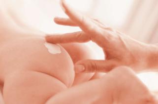 Jak sobie radzić z odparzeniami i pieluszkowym zapaleniem skóry u niemowląt?