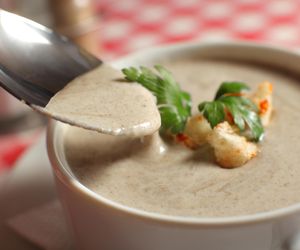 Źródło witaminy D i selenu. Zajadaj się nimi na diecie, ale unikaj w jednym przypadku