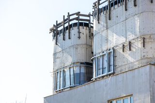 Nadbudowa kamienicy na Gocławku w Warszawie