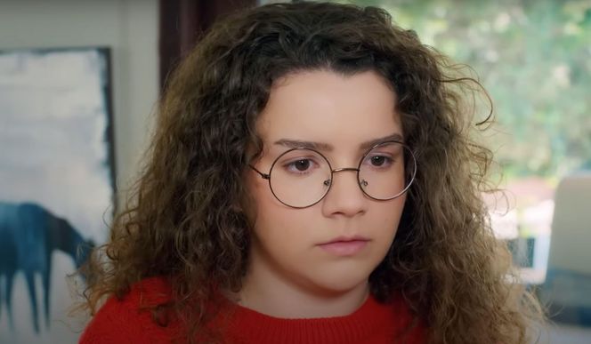 Zeynep będzie przetrzymywana przez porywacza, a Yildiz przyłapie Melis na rozmowie z przestępcą. Ghonul i Bulent zaczną odchodzić od zmysłów, a Ege trafi na trop.