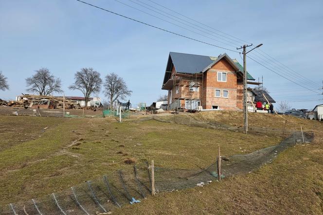 Dom w Januszowej, który buduje fundacja Renovo