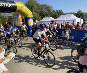 Kilometry Pomocy Michelin 2024. Sportowe emocje na plaży miejskiej w Olsztynie. Zobacz zdjęcia!