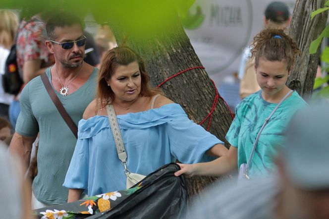 Katarzyna Skrzynecka. Zabrała rodzinę na targ śniadaniowy w kusych szortach