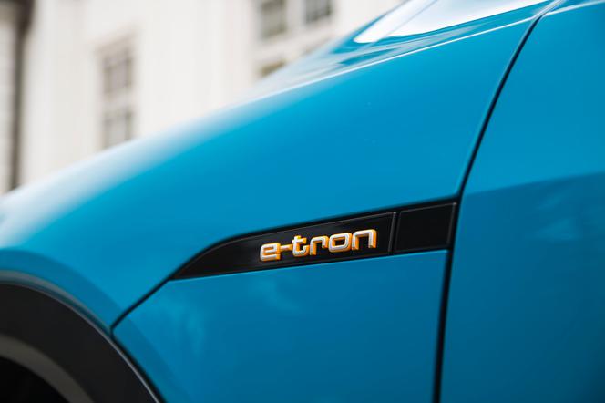 Audi e-tron 55 quattro advanced