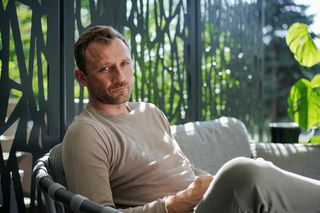 Gwiazdor Ślepnąc od świateł w Przyjaciółkach!