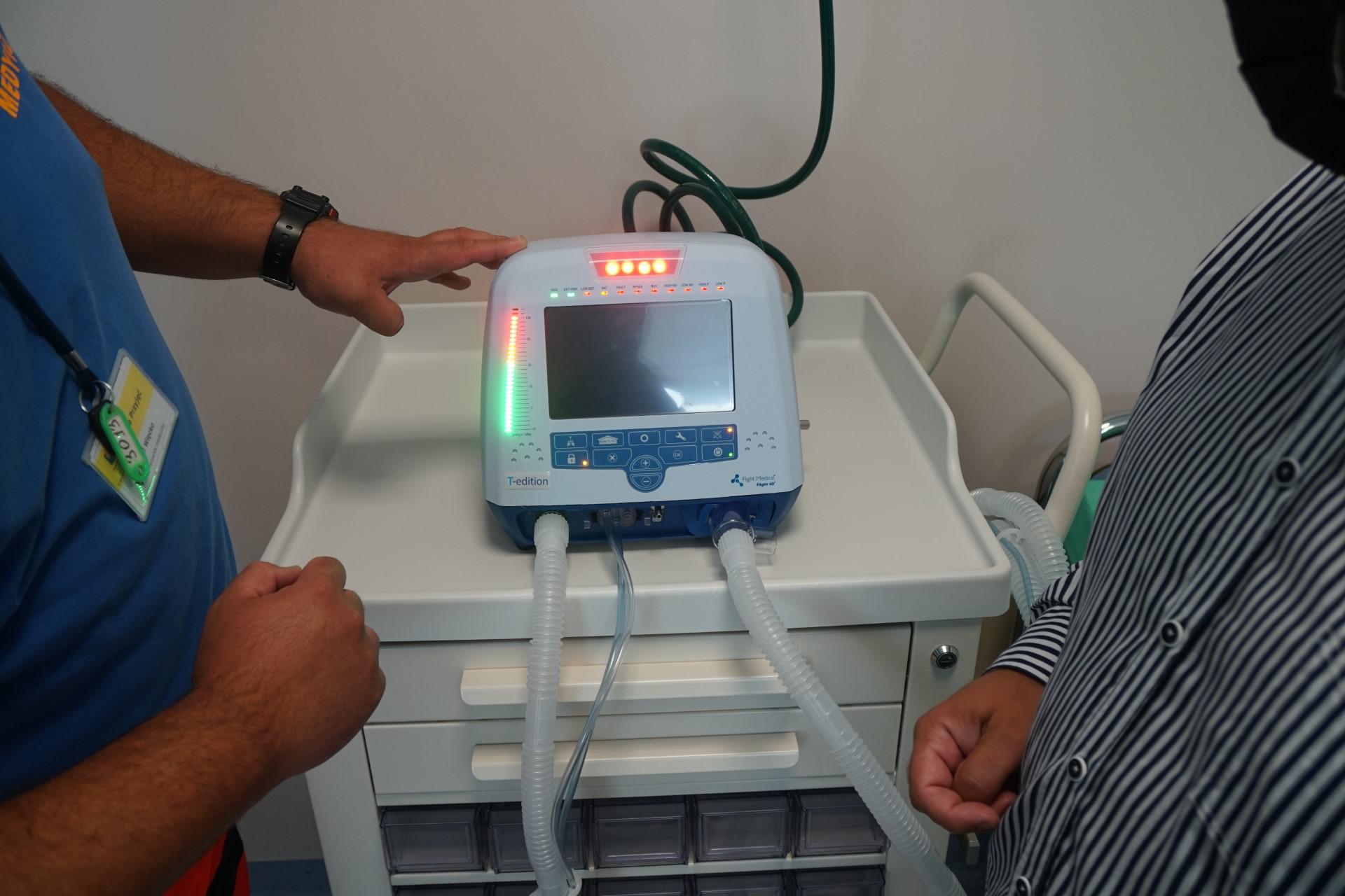 Mobilny respirator trafił na izbę przyjęć Białostockiego Centrum